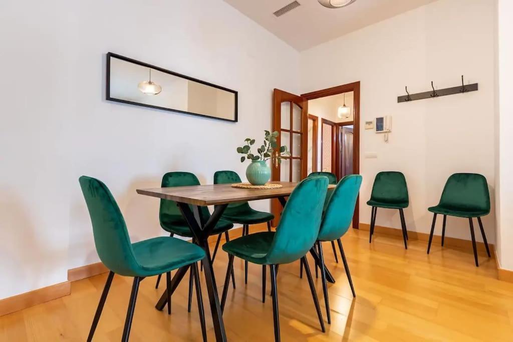 Jdcbl - Peaceful Wonderful Apartment In City Center เซบีญา ภายนอก รูปภาพ