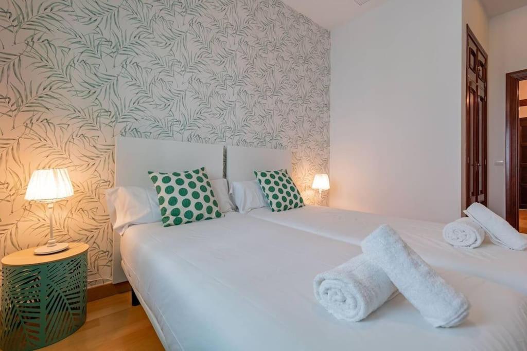 Jdcbl - Peaceful Wonderful Apartment In City Center เซบีญา ภายนอก รูปภาพ